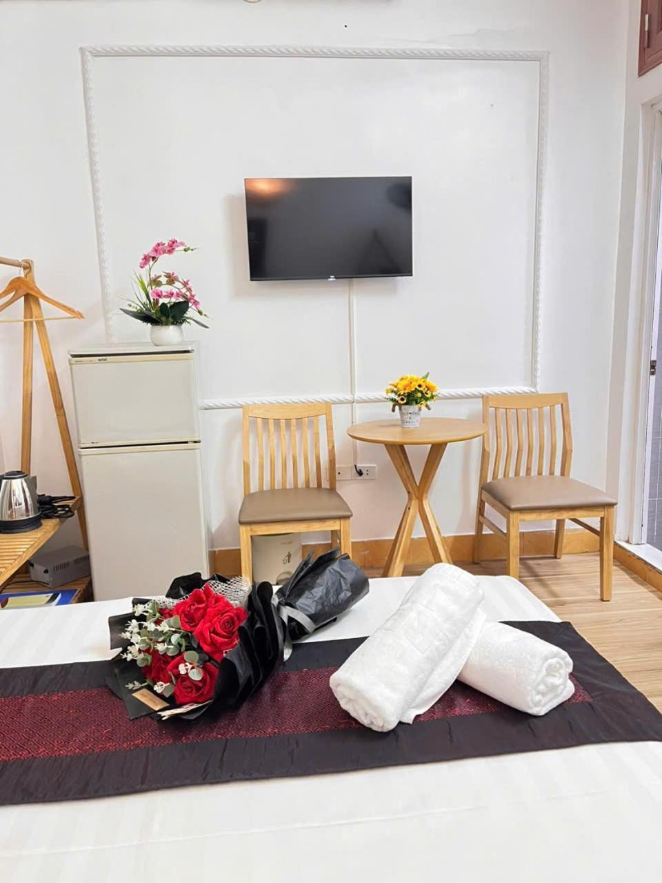 Fortuna Homestay Hanoi Eksteriør bilde
